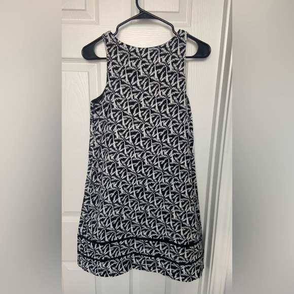 Vineyard Vines Linen Black/White Palm Tree Shift Mini Dress - Picture 4 of 11